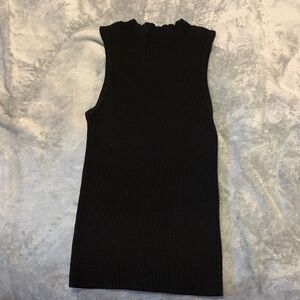 Elegant Black Sleeveless Tunic